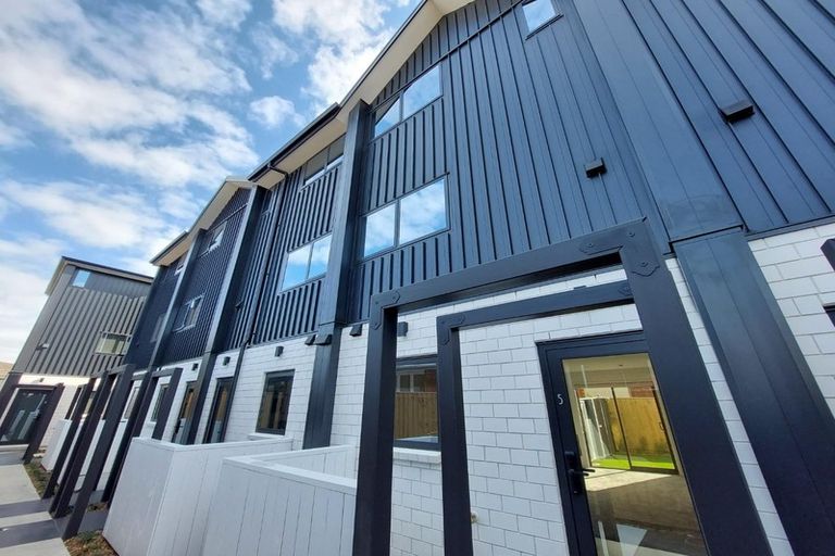 Photo of property in 5/59 Neil Avenue, Te Atatu Peninsula, Auckland, 0610