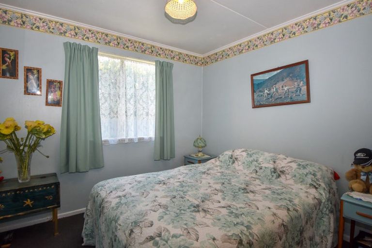 Photo of property in 237a High Street North, Carterton, 5713