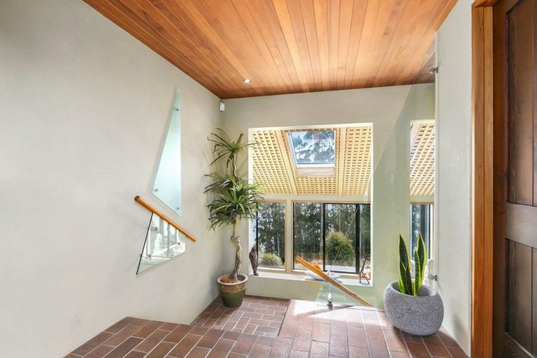 Photo of property in 593 Highcliff Road, Highcliff, Dunedin, 9077