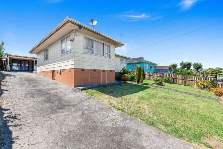 Photo of property in 52 Zelda Avenue, Clover Park, Auckland, 2023