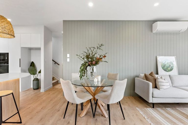 Photo of property in 3 Trafalgar Road, Milford, Auckland, 0620