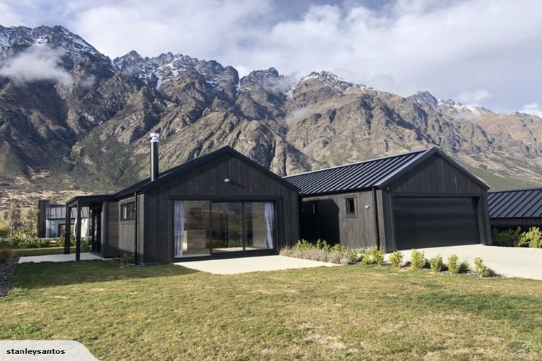 Photo of property in 27 Glenfiddich Road, Jacks Point, Queenstown, 9371