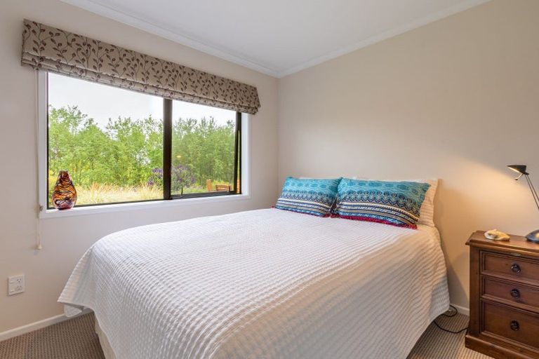 Photo of property in 205 Taylors Road, Otaki, 5583