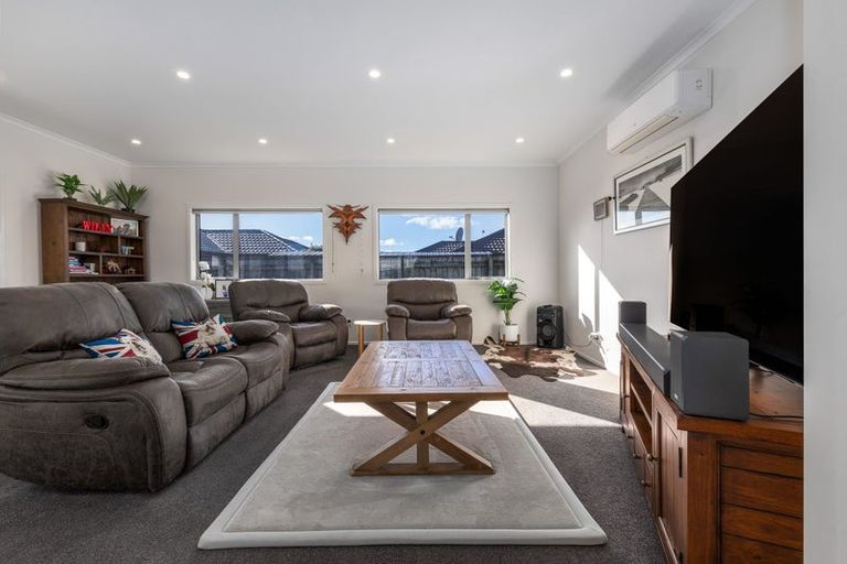 Photo of property in 52a Mako Mako Road, Levin, 5510