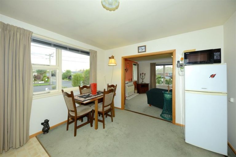 Photo of property in 12 Erin Crescent, Mairehau, Christchurch, 8013