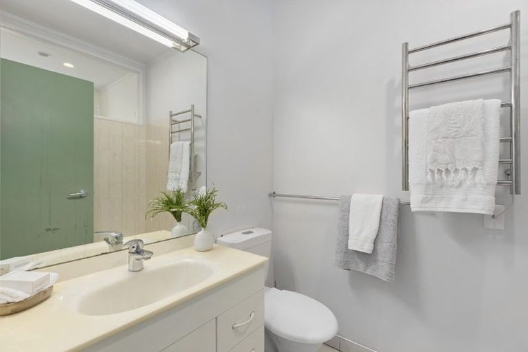 Photo of property in Fernhill Flats, 9/324 The Terrace, Te Aro, Wellington, 6011