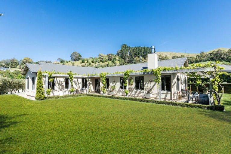 Photo of property in 99 Kent Terrace, Taradale, Napier, 4112