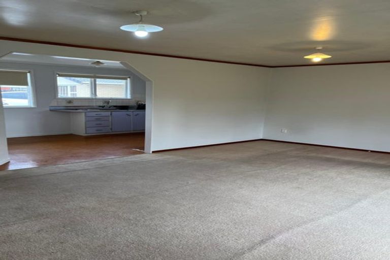 Photo of property in 2/5 Carolyn Street, Manukau, Auckland, 2025