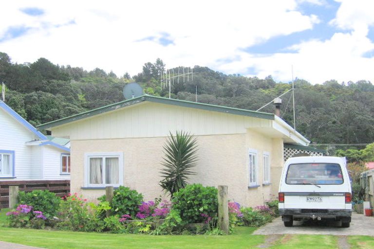 Photo of property in 16 Pacific Road, Waihi Beach, 3611