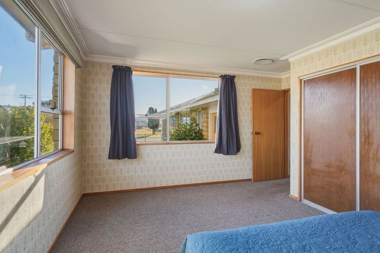Photo of property in 16 Burraness Street, Palmerston, 9430