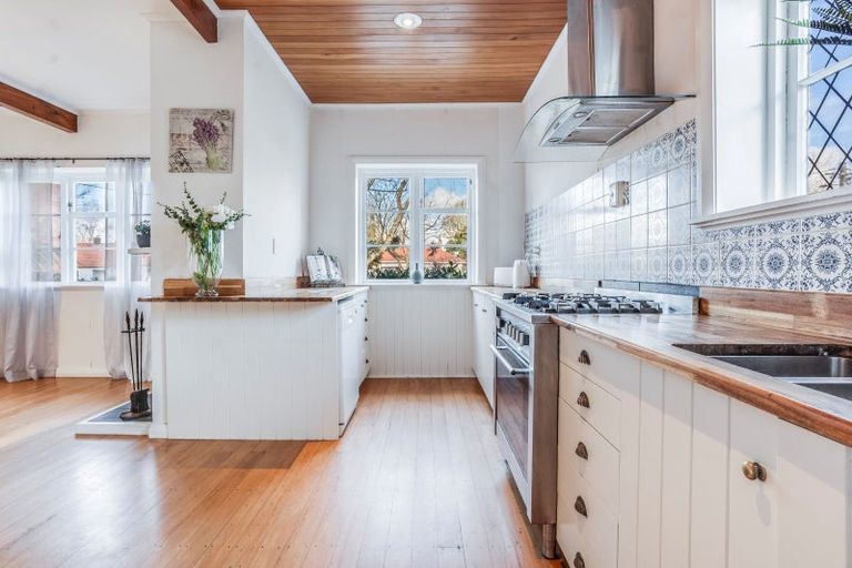 Photo of property in 11 Marire Avenue, Frankton, Hamilton, 3204