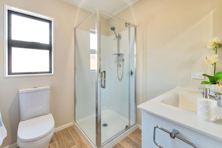 Photo of property in 67a Arimu Road, Papakura, 2110