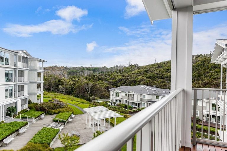 Photo of property in 123 Panorama Heights, Orewa, 0931