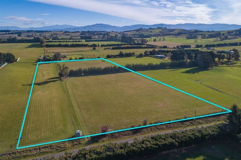 Photo of property in 135 Davis Road, Cust, 7471