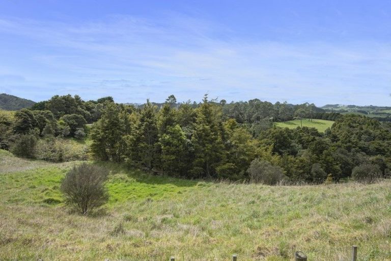 Photo of property in 340 Pigs Head Road, Opuawhanga, Hikurangi, 0184