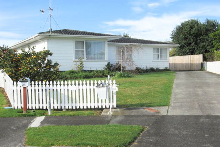 Photo of property in 18 Hawea Place, Tikipunga, Whangarei, 0112