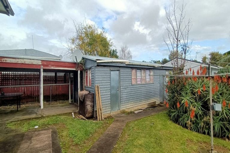 Photo of property in 2/12 Olive Crescent, Papatoetoe, Auckland, 2025
