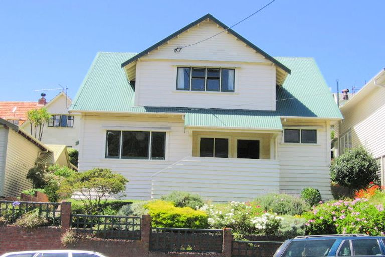 Photo of property in 51 Glen Road, Kelburn, Wellington, 6012