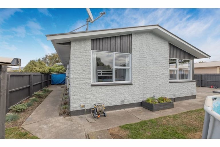 Photo of property in 5 Bayswater Crescent, Bromley, Christchurch, 8062