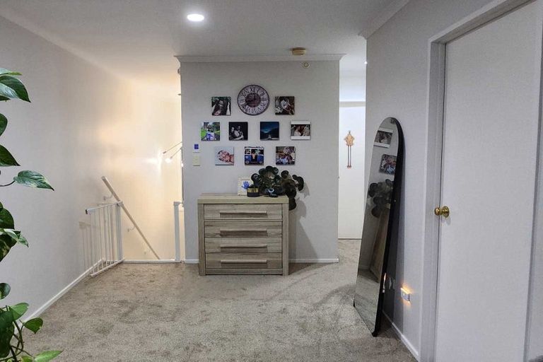 Photo of property in Tuscany Towers, 47/1 Ambrico Place, New Lynn, Auckland, 0600