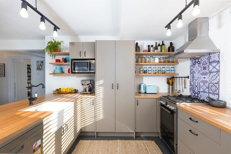 Photo of property in 1/222 Vanguard Street, Nelson South, Nelson, 7010