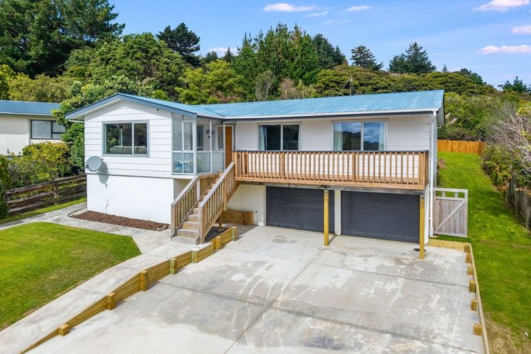 Photo of property in 10 Transom Close, Whitby, Porirua, 5024