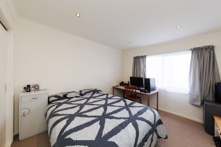 Photo of property in 1b Carthew Street, Feilding, 4702