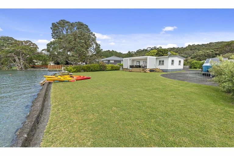 Photo of property in 397 Leigh Road, Whangateau, Warkworth, 0985