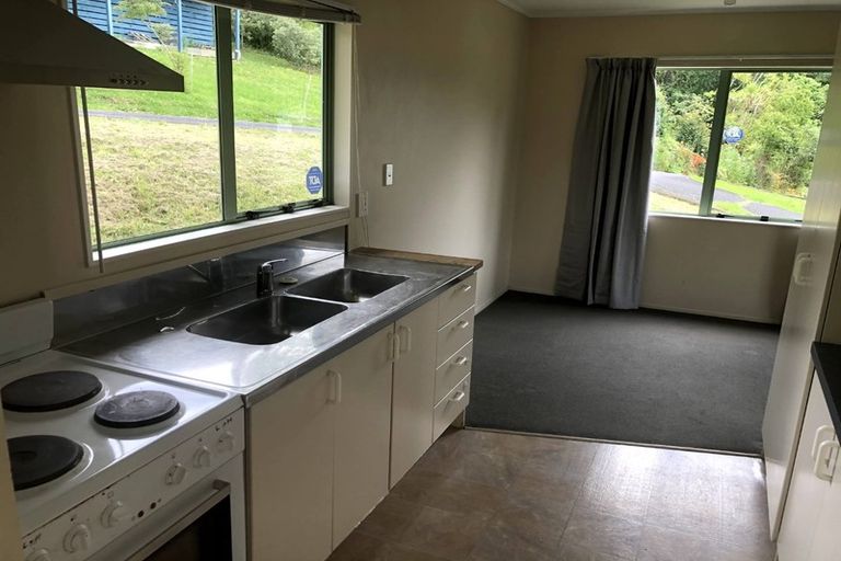 Photo of property in 85 Fairclough Road, Beach Haven, Auckland, 0626