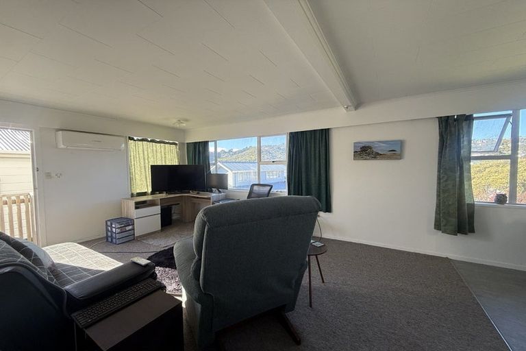 Photo of property in 27 Rhine Street, Island Bay, Wellington, 6023