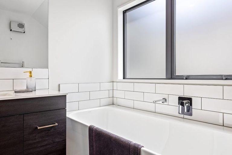 Photo of property in 20 Inch Crescent, Rangiora, 7400