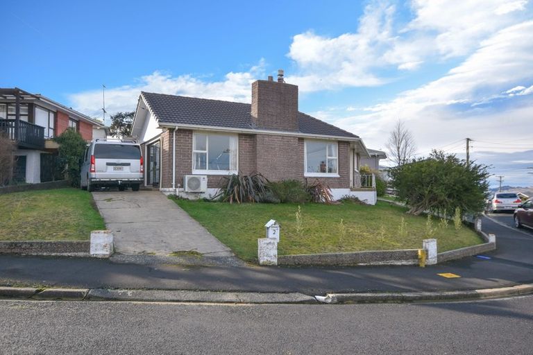 Photo of property in 2 Stephen Street, Halfway Bush, Dunedin, 9010