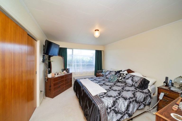Photo of property in 202 Carrington Street, Vogeltown, New Plymouth, 4310
