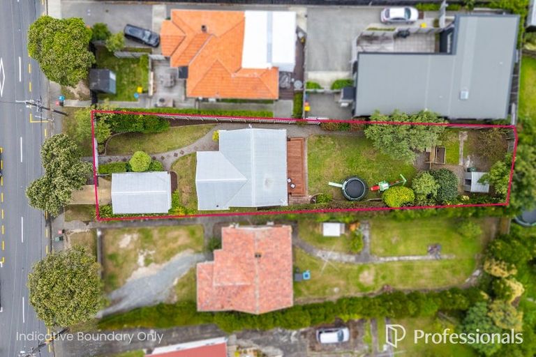 Photo of property in 16 Bell Road, Waiwhetu, Lower Hutt, 5010