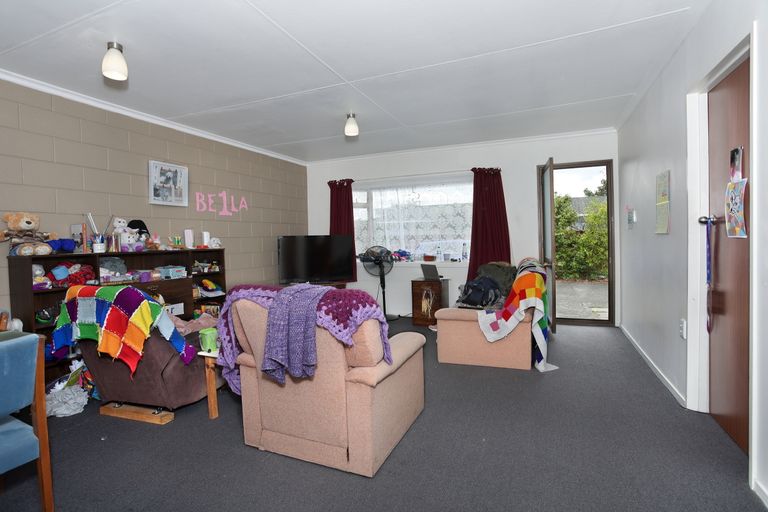 Photo of property in 2/297 Ruahine Street, Terrace End, Palmerston North, 4410
