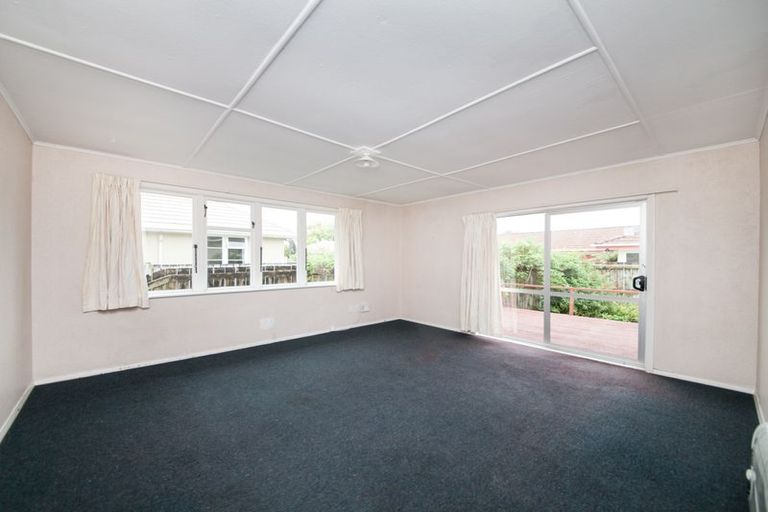 Photo of property in 2/364 Featherston Street, Palmerston North, 4414