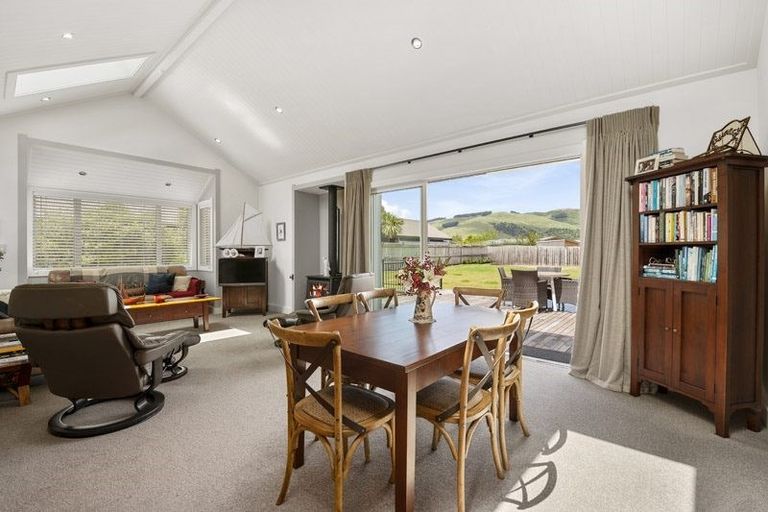 Photo of property in 18 Pukeko Way, Kinloch, Taupo, 3377