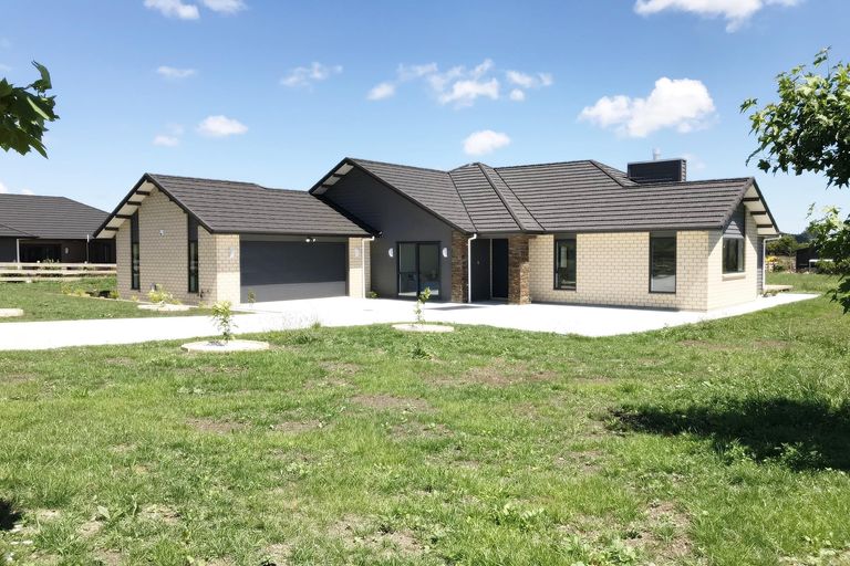 Photo of property in 30 Mcintosh Drive, Pokeno, 2471