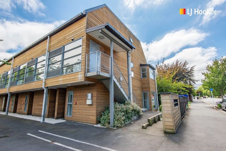 Photo of property in 1/432 Great King Street, North Dunedin, Dunedin, 9016