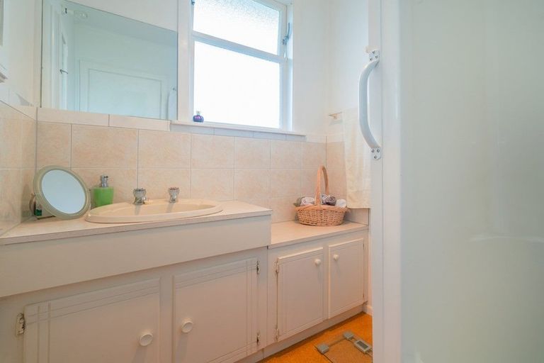 Photo of property in 80a Catherine Crescent, Whitianga, 3510