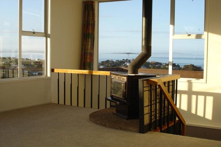 Photo of property in 18 Scott Road, Stanmore Bay, Whangaparaoa, 0932