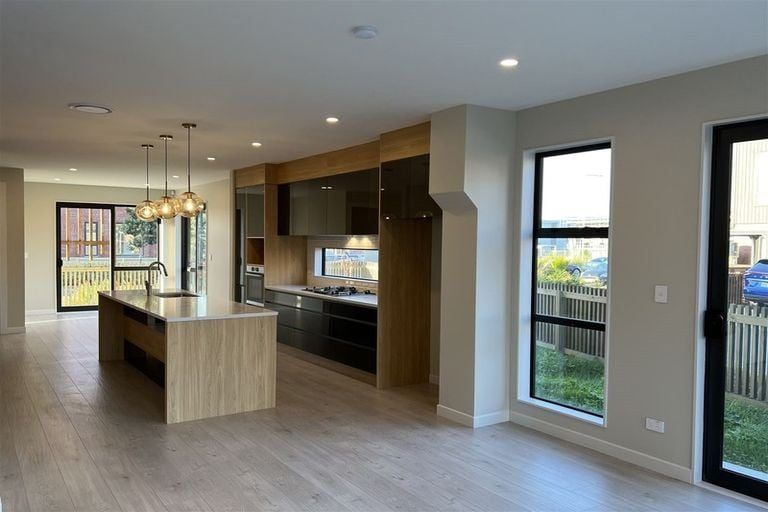 Photo of property in 27 Desalt Drive, Hobsonville, Auckland, 0616