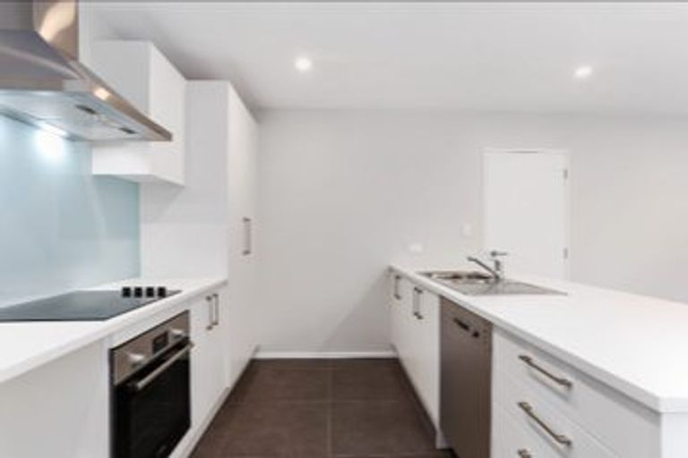 Photo of property in 17d Orchard Street, Avondale, Auckland, 1026