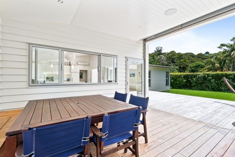 Photo of property in 2 Meridian Place, Matapouri, Whangarei, 0173