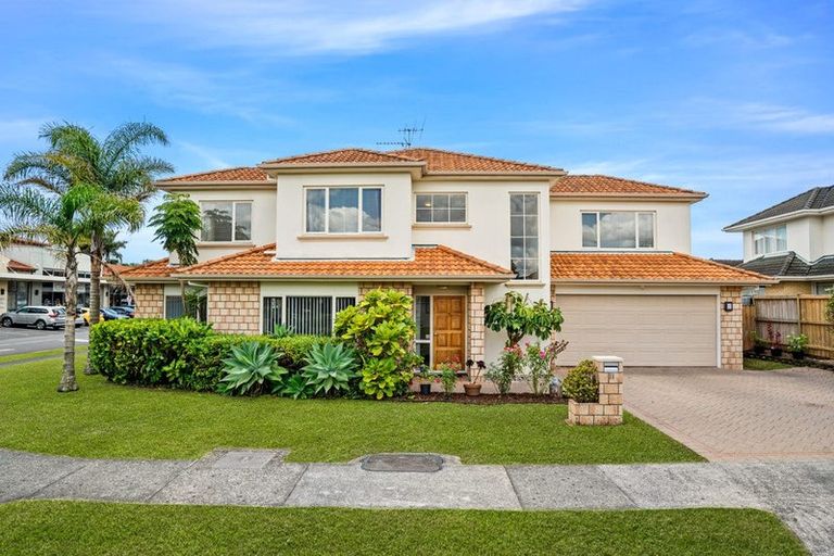 Photo of property in 11 Barcaldine Road, Flat Bush, Auckland, 2016