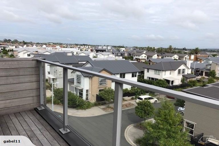 Photo of property in 301/160c Hobsonville Point Road, Hobsonville, Auckland, 0616