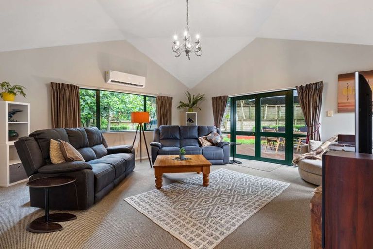 Photo of property in 43 Ranui Street, Dinsdale, Hamilton, 3204