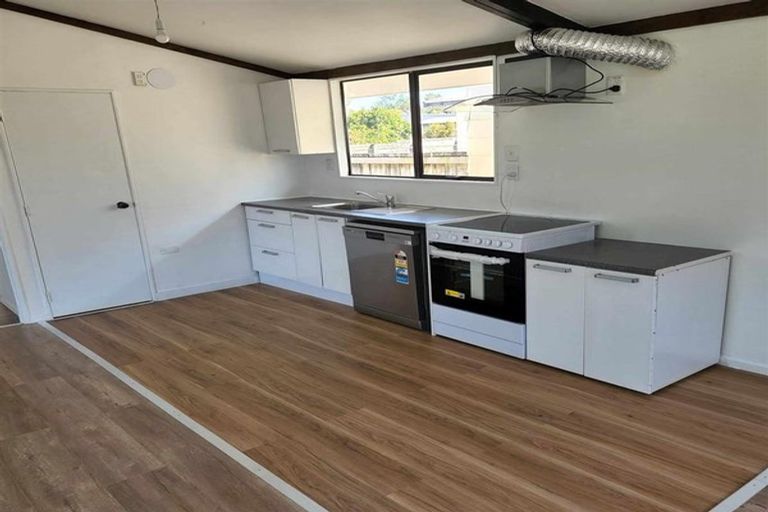 Photo of property in 13 College Place, Poike, Tauranga, 3112