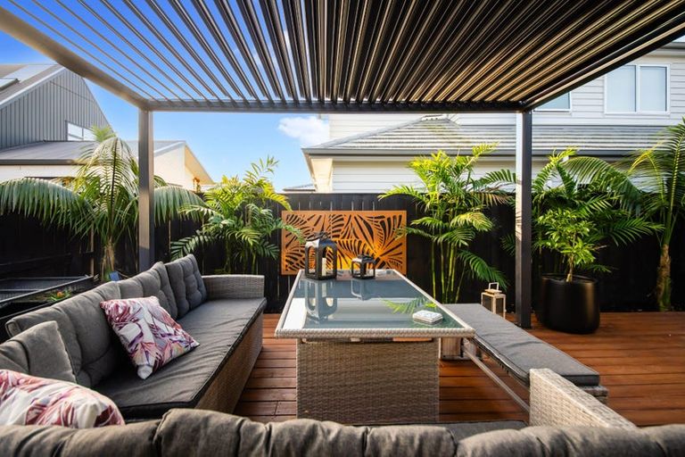 Photo of property in 5 Waipana Street, Hobsonville, Auckland, 0618