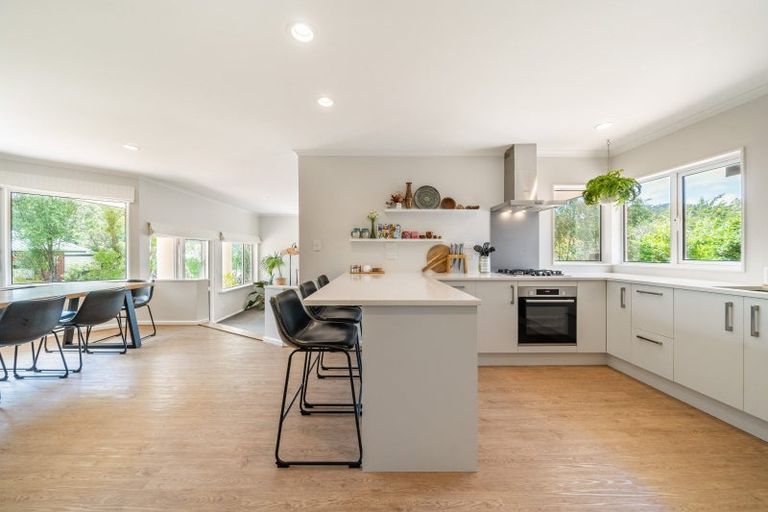 Photo of property in 7 Carlow Grove, Birchville, Upper Hutt, 5018